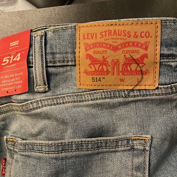 Men’s Levi’s big and tall men’s blue jeans. Stride 13 inches approximately - Picture 3 of 10